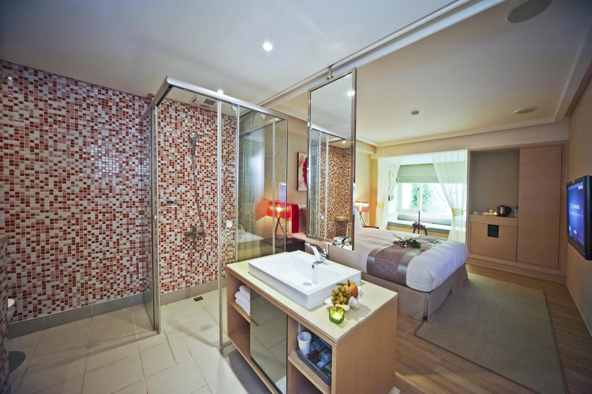 Herz Motel Taichung Exterior photo